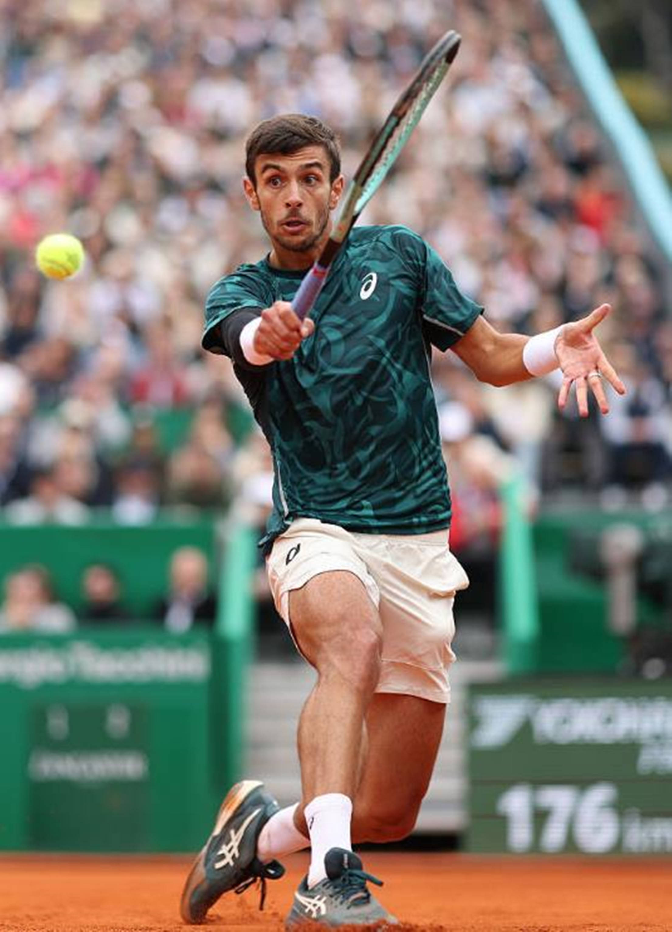 琼斯深知 琼斯深知