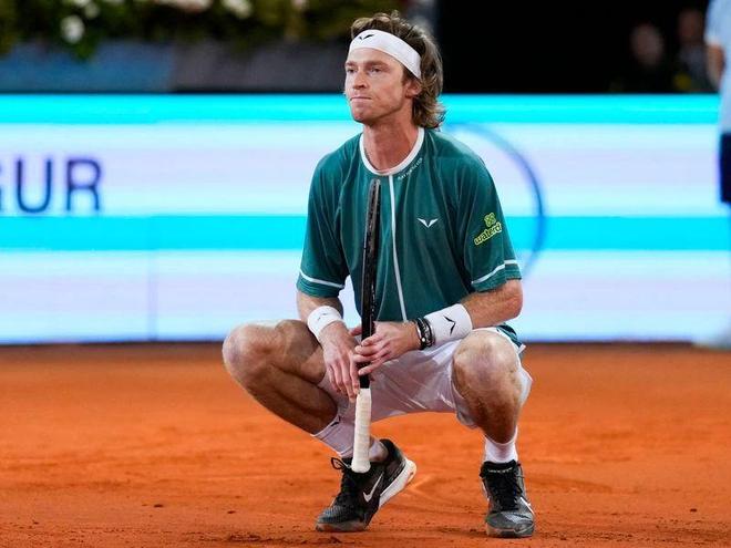 翁泓阳两位 翁泓阳两位