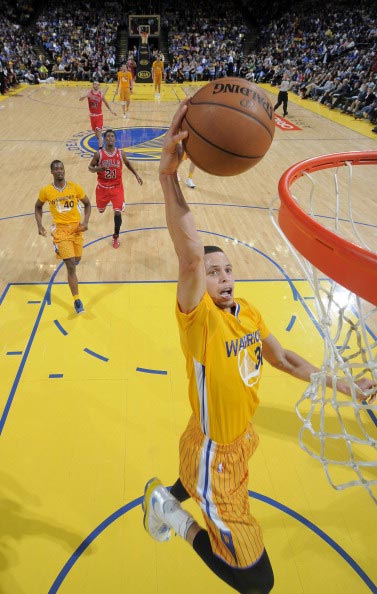 瞬间让球迷 瞬间让球迷