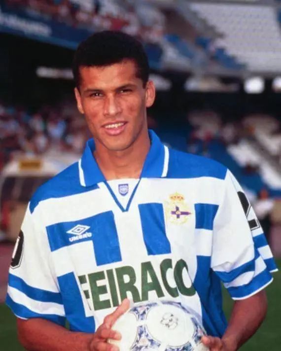 目前仍以官 目前仍以官